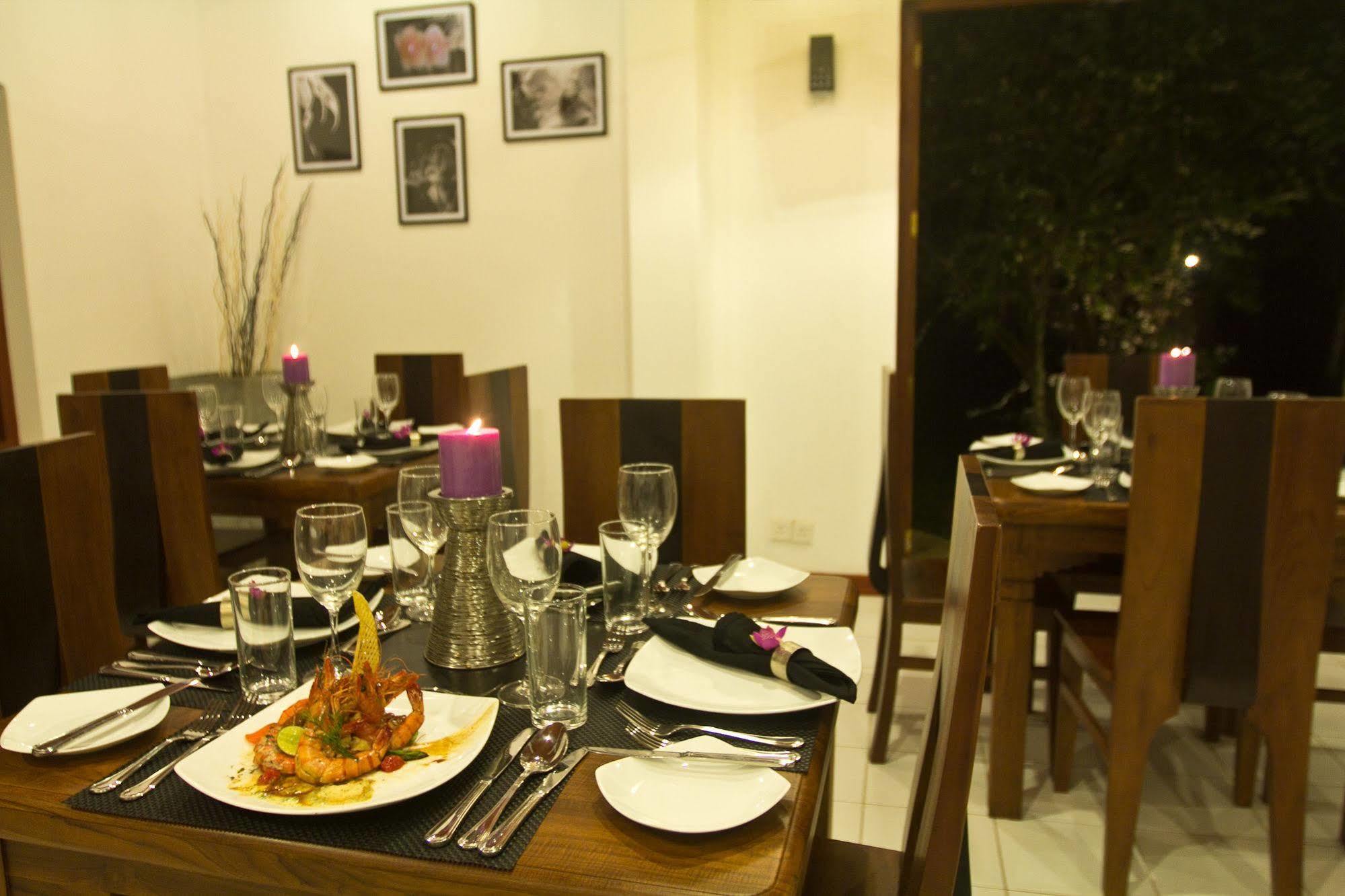 Cattleya Villa Hikkaduwa Exterior photo